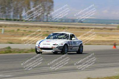 media/Apr-30-2022-CalClub SCCA (Sat) [[98b58ad398]]/Around the Pits/